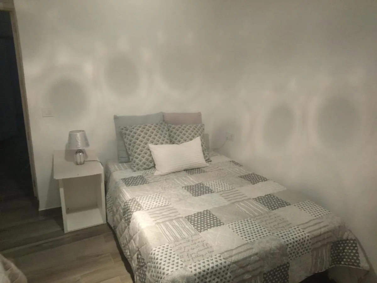 Maribella Chambres A Louer Badolatosa Spain